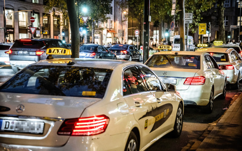 Taxistand Heinrich-Heine-Allee Düsseldorf