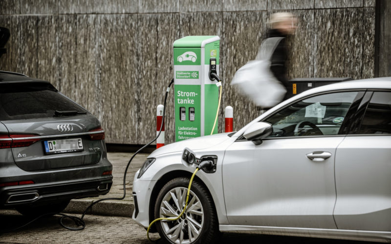 Ladesäule Elektroauto in Düsseldorf