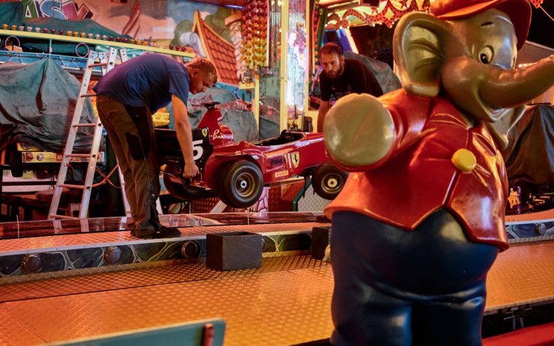 Letzte Stunde auf der Kirmes in Düsseldorf