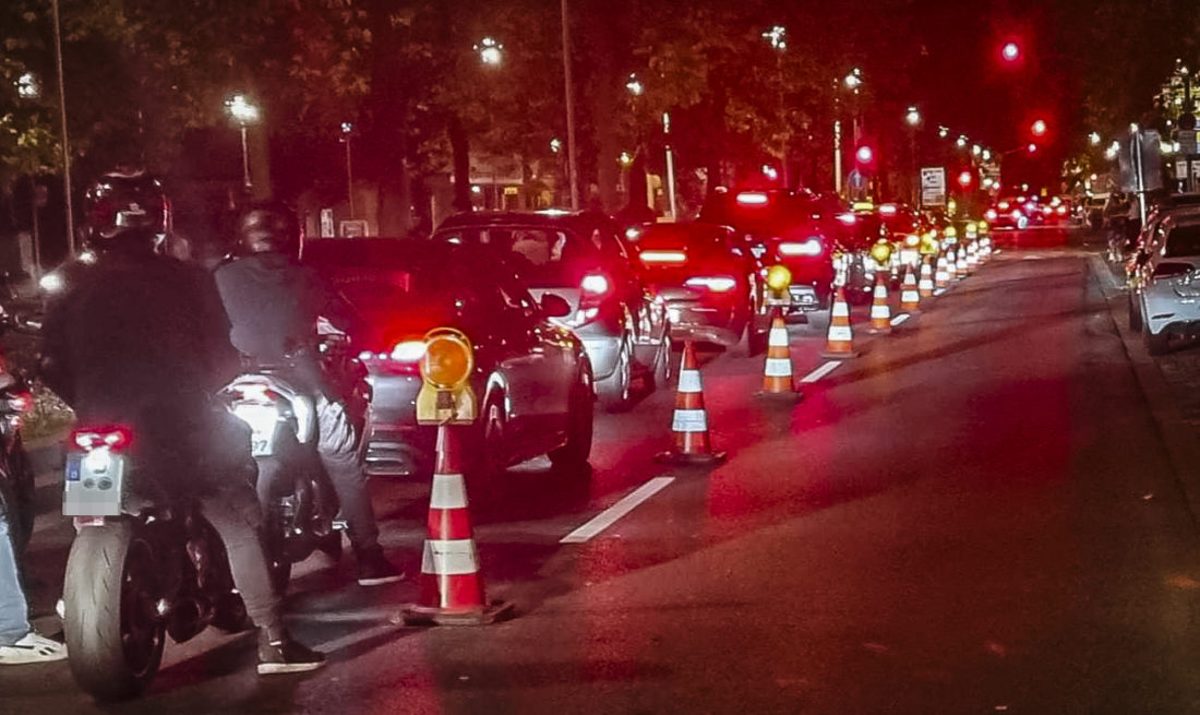 Stau Altstadt Düsseldorf