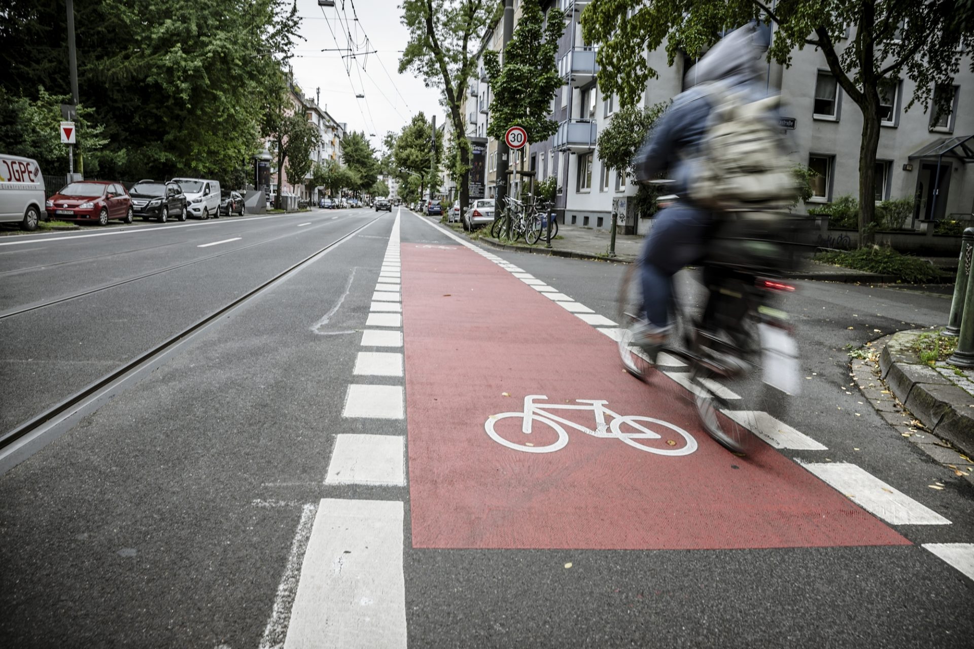 Radwege in Düsseldorf Bilker Allee