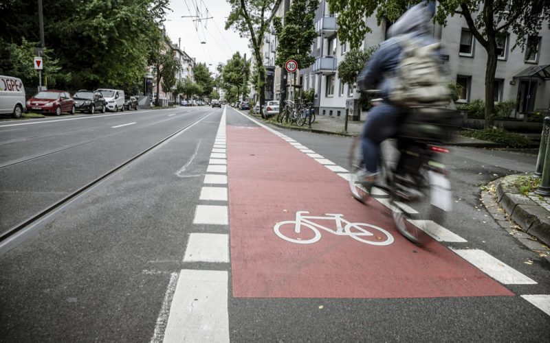 Radwege in Düsseldorf Bilker Allee