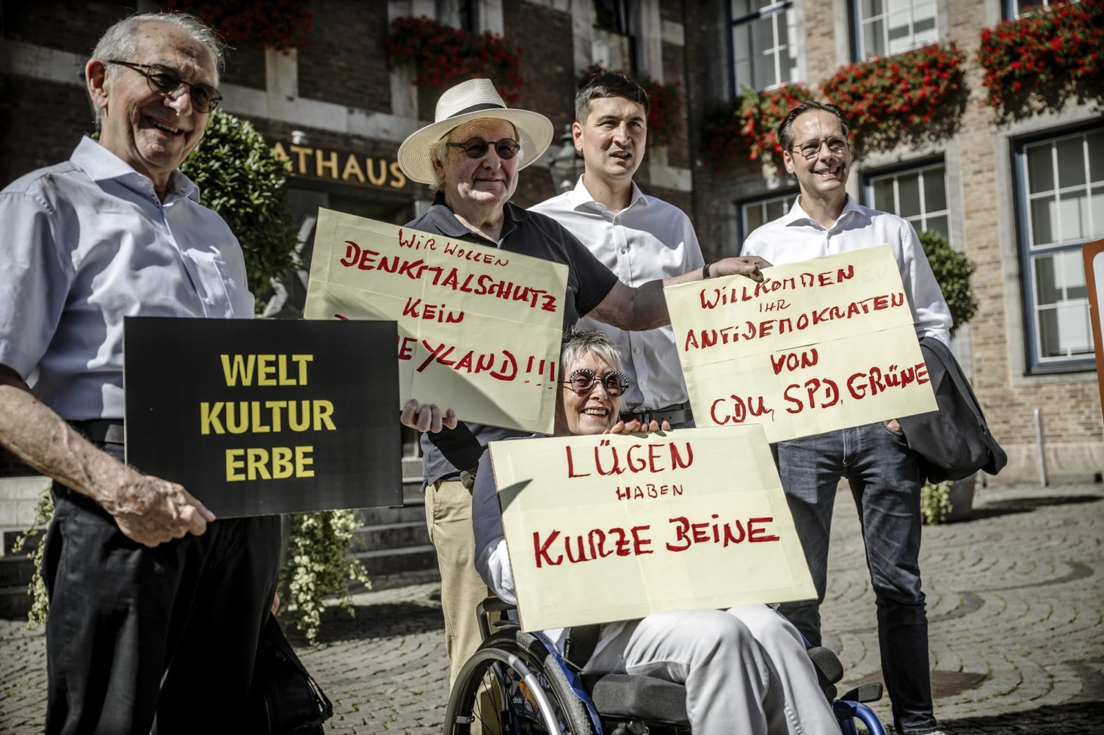 Demo Gaslaternen Stephan Keller