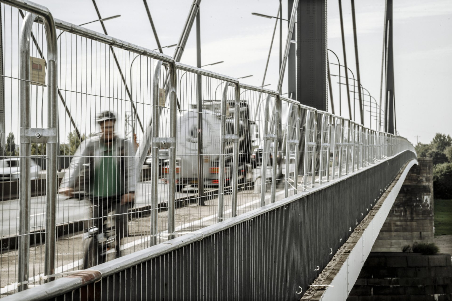 Theodor-Heuss-Brücke in Düsseldorf