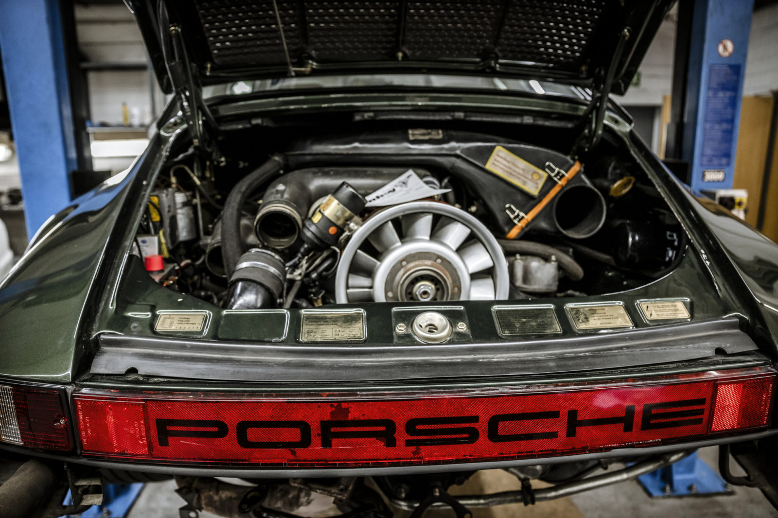 Porsche-Werkstatt Roland Heidl in Düsseldorf