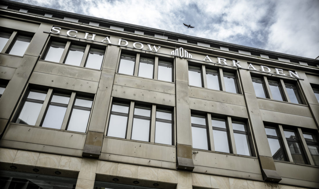 Schadow Arkaden Düsseldorf, Eingang Schadowstrasse