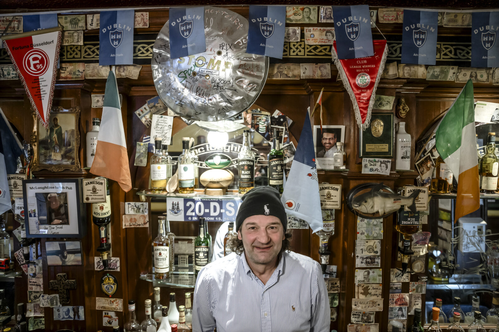 ehemaliger Fussbalprofi Mathias Jack in der Kneipe McLaughlin’s Kurze Strasse Altstadt Foto: Andreas Endermann