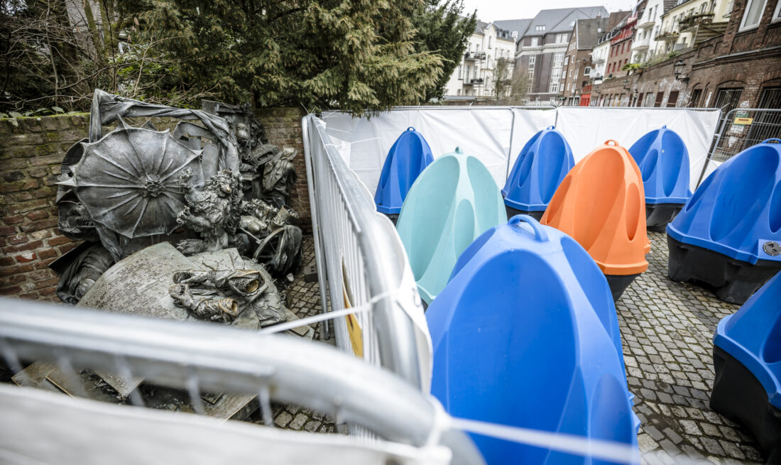 Toiletten Konzept zu Karneval 2025, Altstadt, Toilettenanlage Burgplatz, Stadterhebungsmonument Foto: Andreas Endermann
