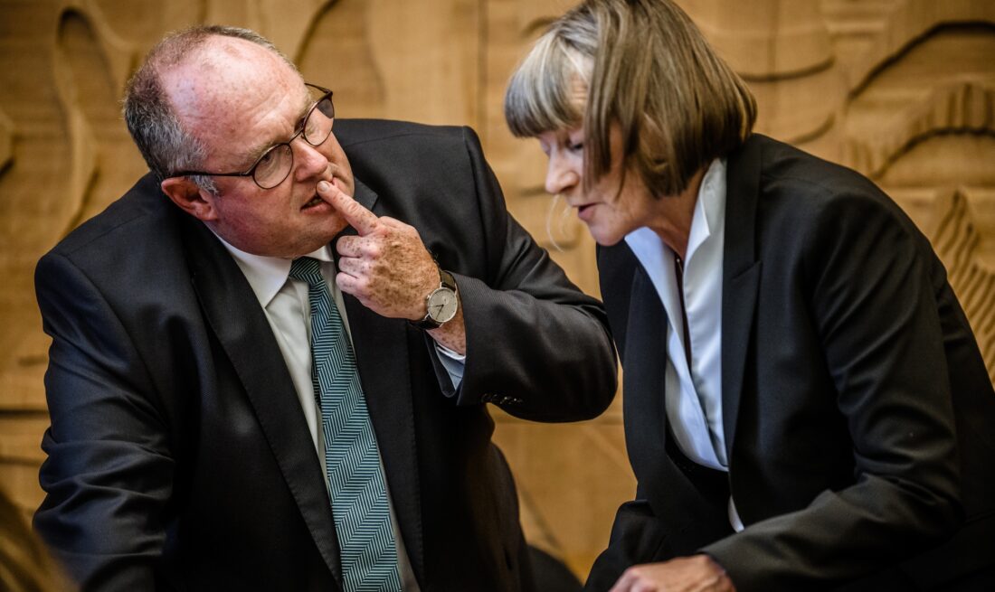 Olaf Wagner und Dorothee Schneider im Rathaus Düsseldorf