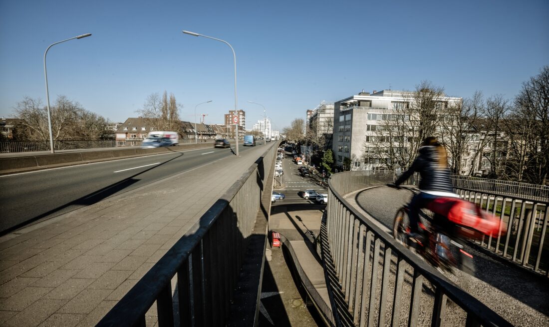 Theodor-Heuss-Brücke Düssedlorf