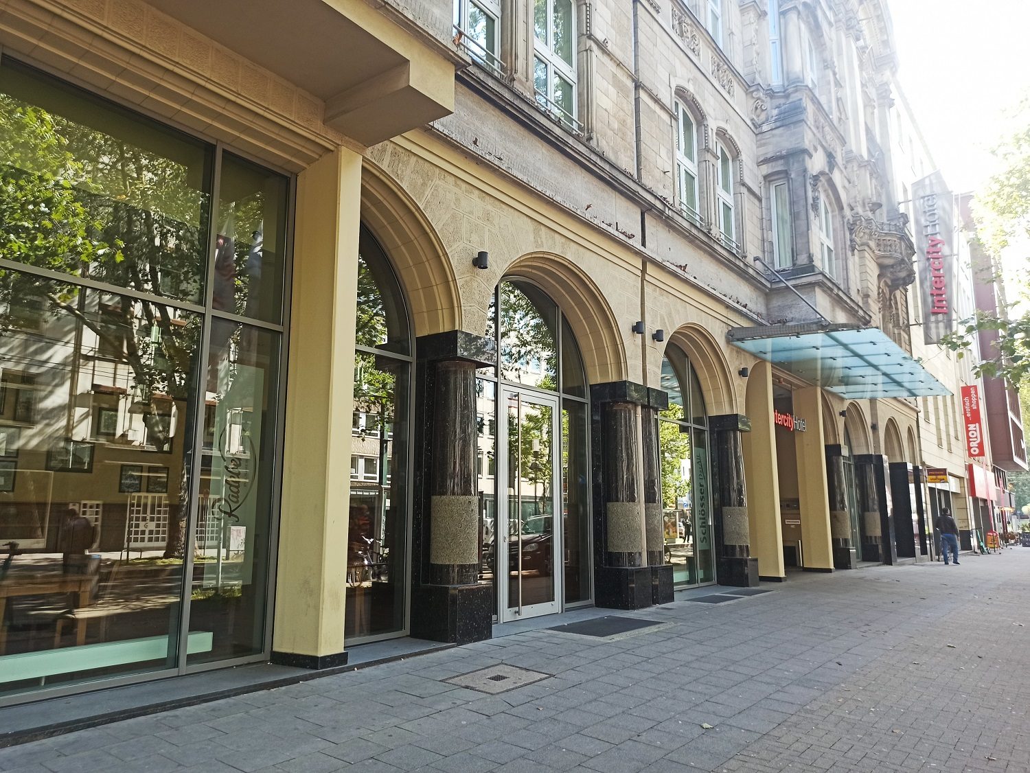 Heute: Ein Hotel hat die "Kamera" und die Bagghy-Disco ersetzt. Foto: Sebastian Brück