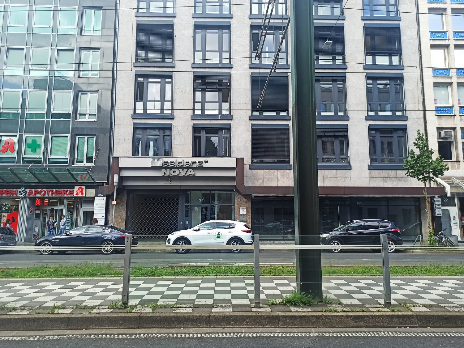 Heute: Der Name Residenz ist geblieben, heute steht er aber für einen Club. Foto: Sebastian Brück