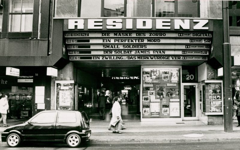 Das Residenz-Kino um 1990, damals gab es einen großen und vier kleinere Säle. Foto: Stadtarchiv Düsseldorf