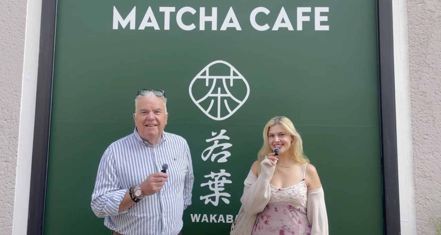 Buket Yildiz und Hans Onkelbach testen Matcha in Düsseldorf
