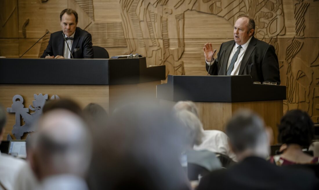 Düsseldorfs Oberbürgermeister Stephan Keller und Personal-Dezernent Olaf Wagner