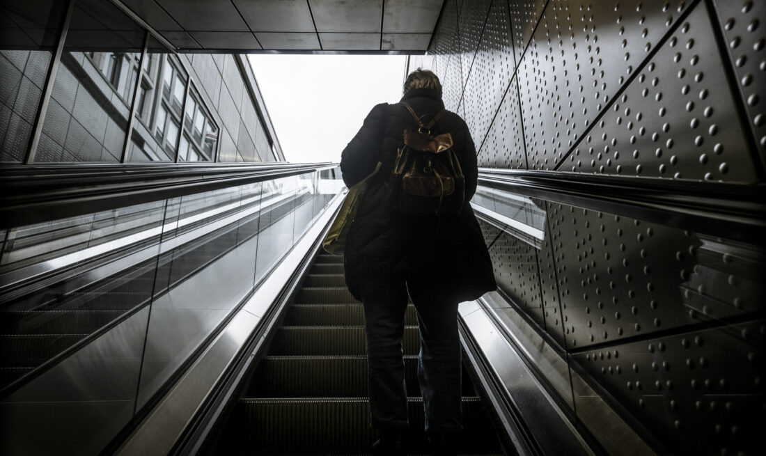 Rolltreppe am U-Bahnhof Benrather Straße in Düsseldorf