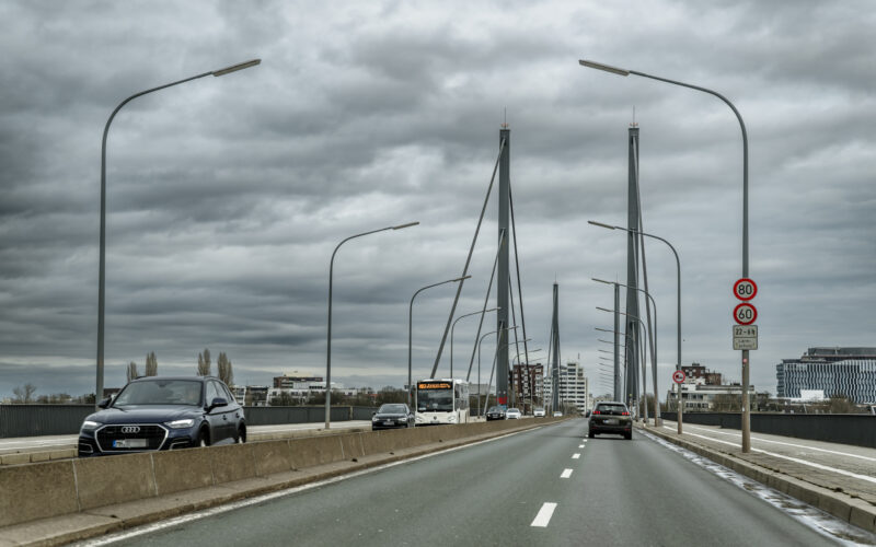 Theodor-Heuss-BrückeFoto: Andreas Endermann