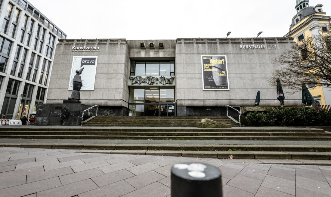 Kunsthalle am Grabbeplatz in der Altstadt Düsseldorf