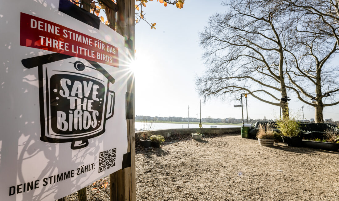 Three Little Birds am Robert-Lehr-Ufer in Düsseldorf