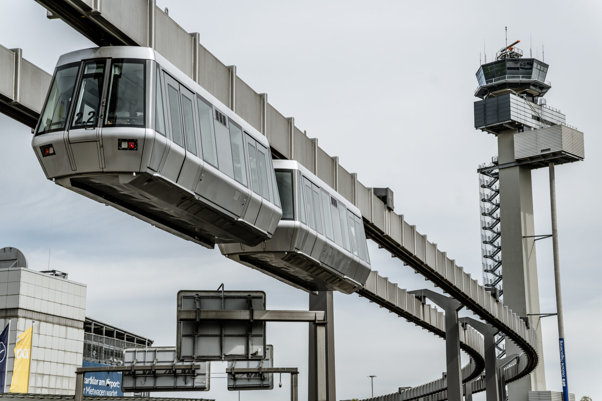SkyTrain Flughafen Düsseldorf