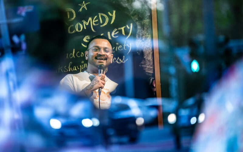 Akshay Dead Comedy Society Düsseldorf