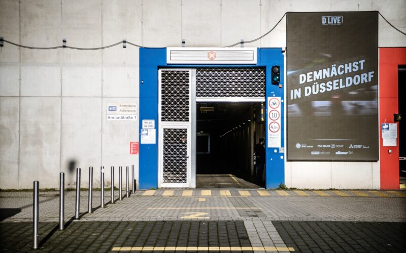 D.Live-Zentrale in der Arena Düsseldorf