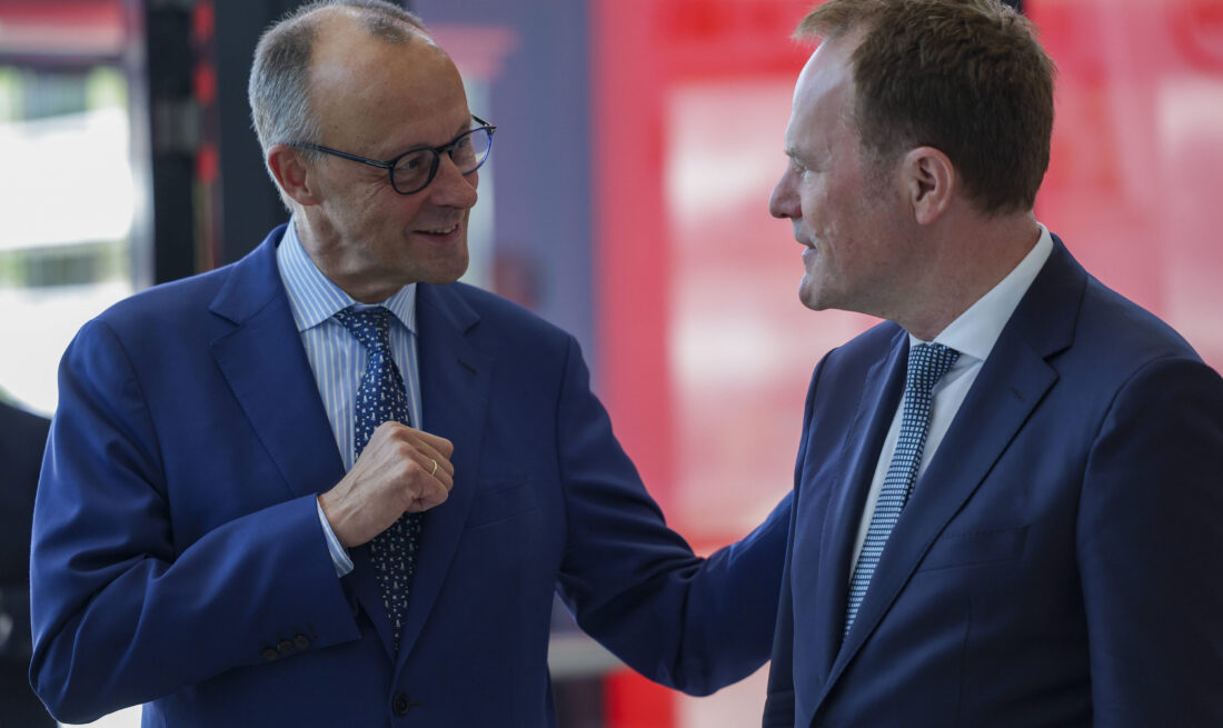 Bundeskanzler Merz besucht Werk der Henkel AG