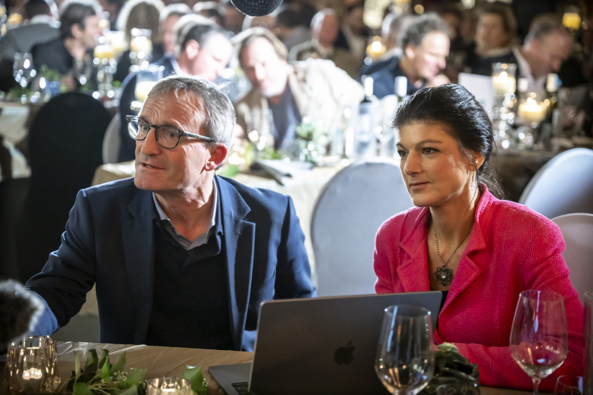 Thomas Geisel und Sahra Wagenknecht in Düsseldorf