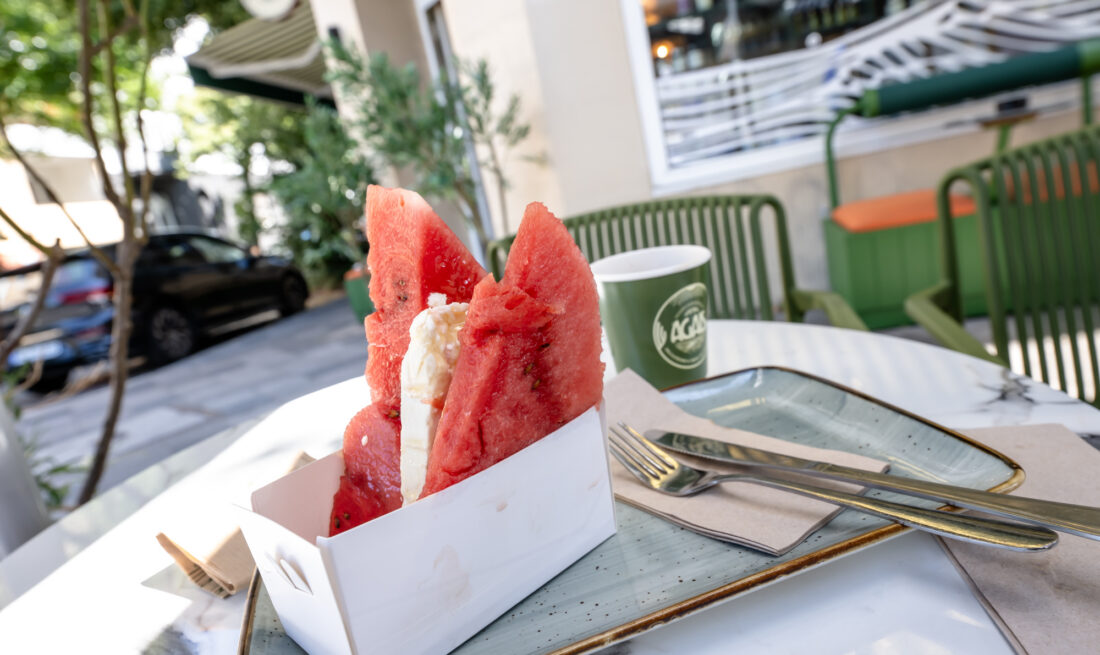 Melonen-Sandwich im Ägäis an der Remscheider Straße in Düsseldorf-Friedrichstadt