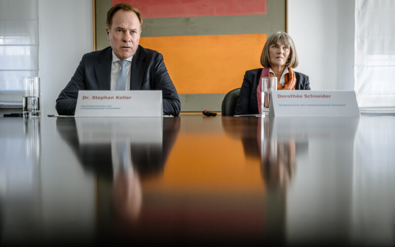 Düsseldorfs Kämmerin Dorothée Schneider und Oberbürgermeister Stephan Keller