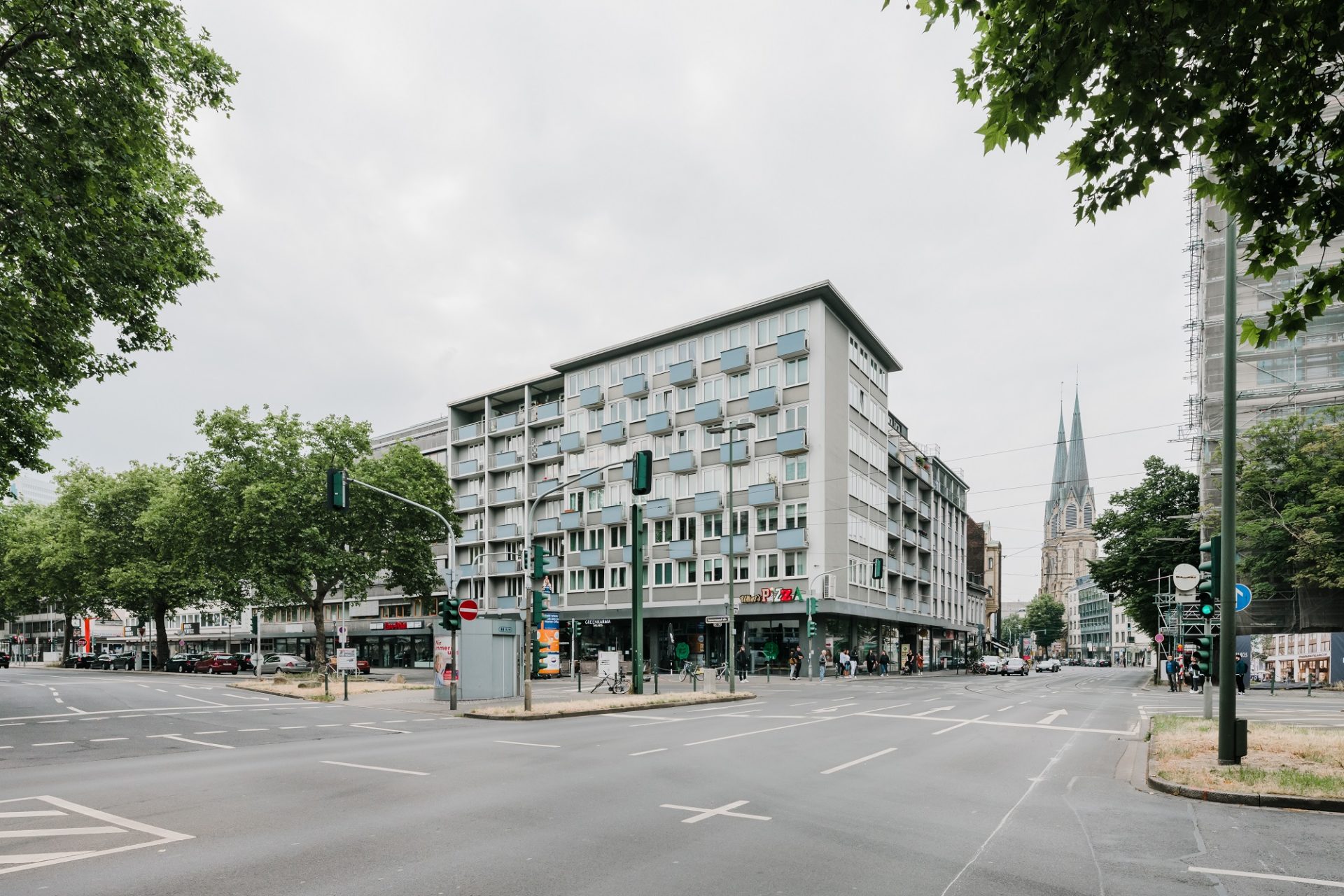 Marie Kreibich hat die Fotos für die Ausstellung über die besonderen Gebäude aus den 50er-Jahren gemacht. Dieses Bild heißt "Stadthaus in der Immermannstraße I".