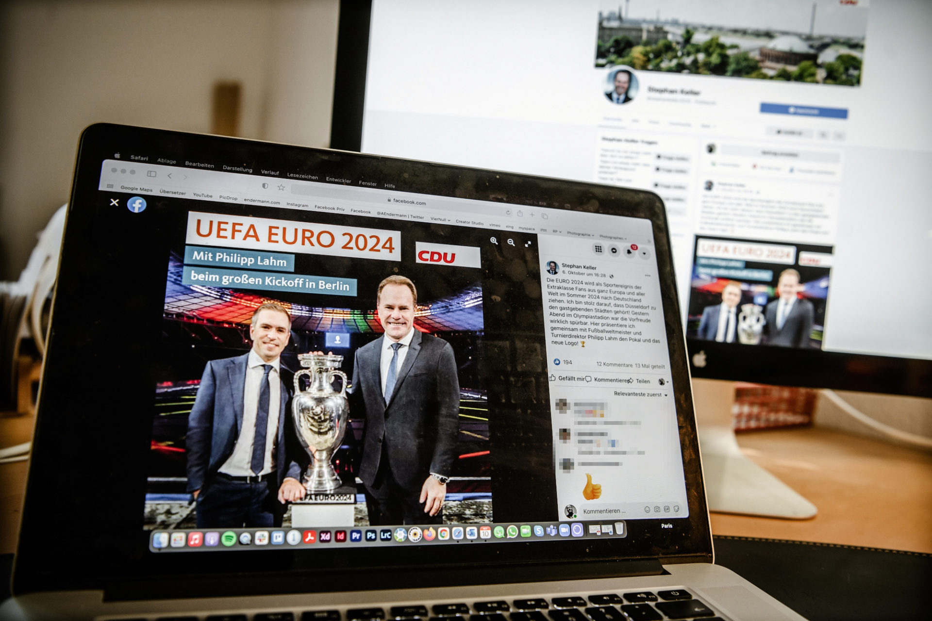 Auf der Facebookseite "stephankeller2020" ist dieses Foto des Oberbürgermeisters mit Weltmeister Philipp Lahm erschienen - und CDU-Logo. Das ist umstritten. Foto: Andreas Endermann