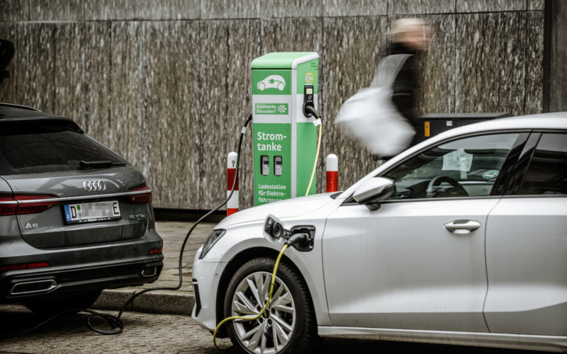 Ladesäule Elektroauto in Düsseldorf