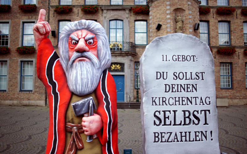 Protest vor dem Rathaus Düsseldorf